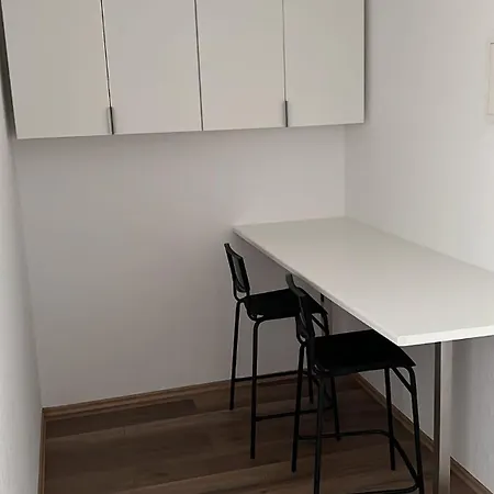 Guenstige Zimmer Im Herzen Von Kreyenbrueck Oldenburg Exterior photo