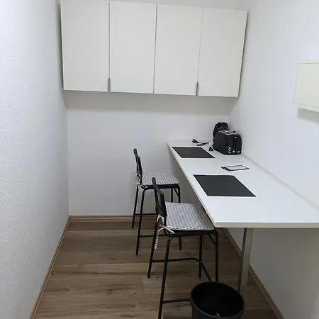 Guenstige Zimmer Im Herzen Von Kreyenbrueck Oldenburg Exterior photo
